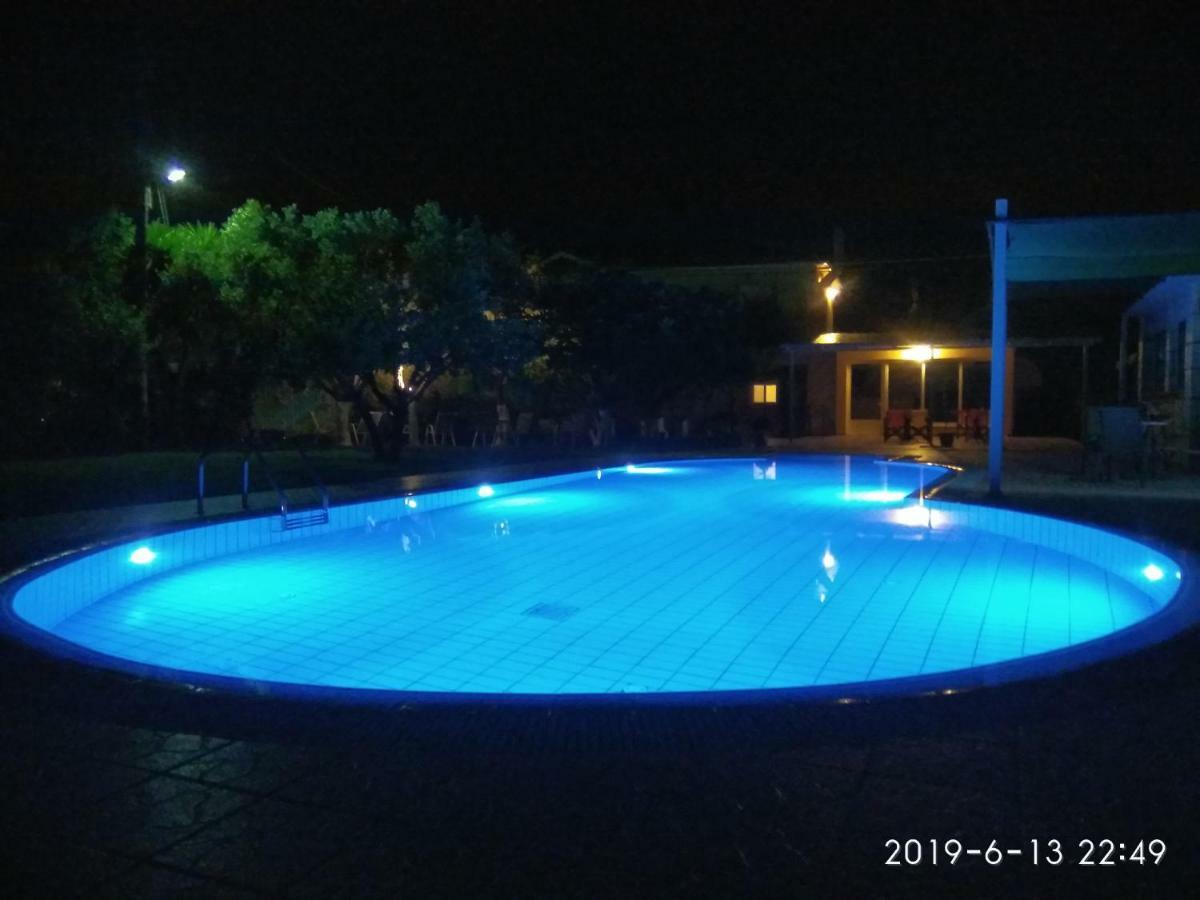 Stamatia Studios Razáta Esterno foto
